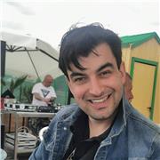 Laureato in lingue e comunicazione offre ripetizioni per studenti/esse di ogni grado scolastico.